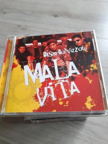 Mala Vita - Disorganizzata beschikbaar voor biedingen