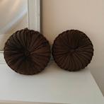 Twee nieuwe chocalade bruine kussen, Huis en Inrichting, Woonaccessoires | Kussens, Ophalen of Verzenden, Nieuw, Bruin, Rond