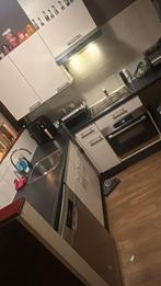 Kamer te huur plus een maand borg, Huizen en Kamers, Kamers te huur