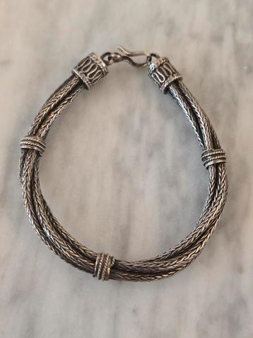Schitterend 3 ineen gevlochten verstrengelde armband, zilver beschikbaar voor biedingen