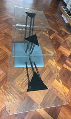 Salontafel met twee bewegende glazen bladen, Huis en Inrichting, Tafels | Salontafels, 50 tot 100 cm, Minder dan 50 cm, Glas, 100 tot 150 cm