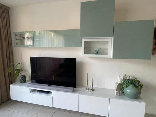 wandmeubel (tv), Huis en Inrichting, Kasten | Wandmeubels, Zo goed als nieuw, 200 cm of meer, 25 tot 50 cm, Met lade(s), Met deur(en)