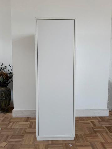 Wit IKEA kastje