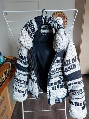 Dames winterjas. beschikbaar voor biedingen