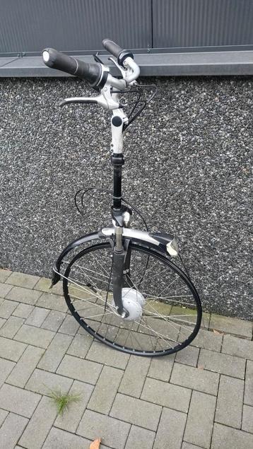 Voorvork met motor Gazelle  beschikbaar voor biedingen