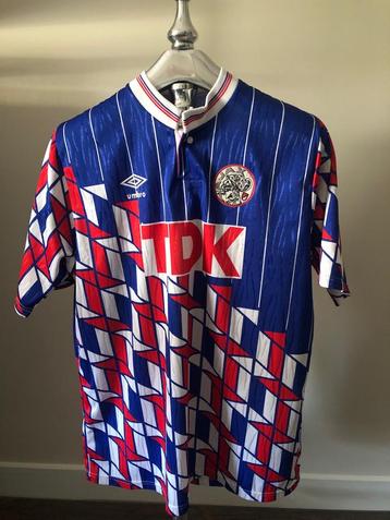 Vintage Umbro TDK Shirt - Blauw/Rood beschikbaar voor biedingen