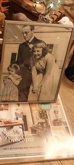 Oude FOTOLIJST FOTOLIJSTJE  MET BOLGLAS, Ophalen of Verzenden