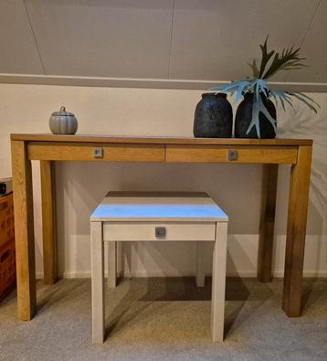 Mooie houten sidetable! beschikbaar voor biedingen