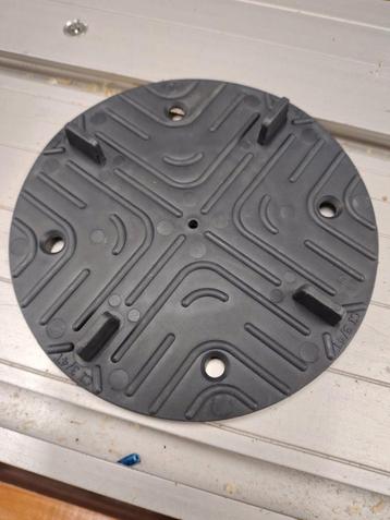 325x Tegeldragers Bestrating - C13.4t beschikbaar voor biedingen
