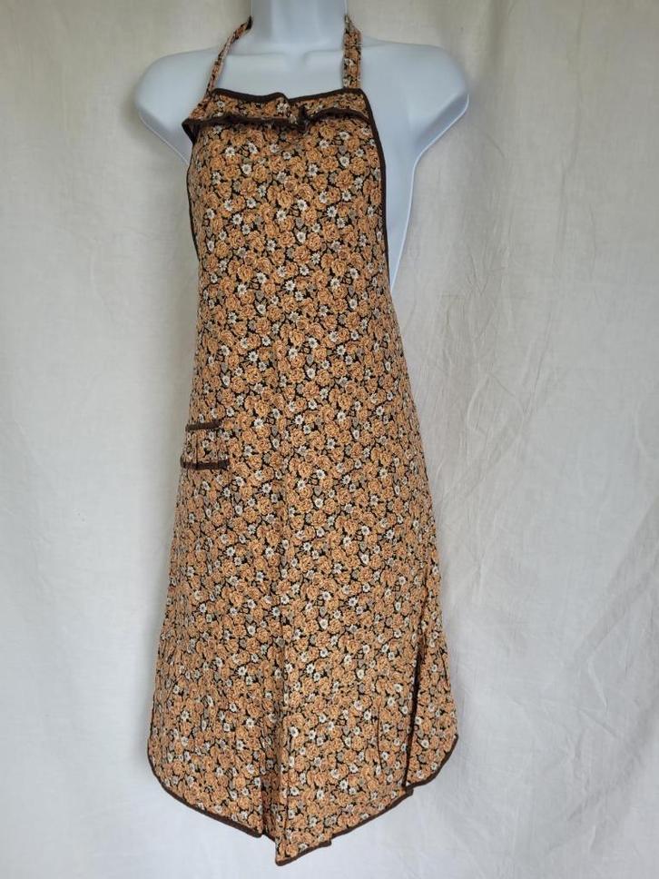 Leuk bruin jaren '60 schort met bloemetjes, Kleding | Dames, Carnavalskleding en Feestkleding, Zo goed als nieuw, Kleding, Carnaval