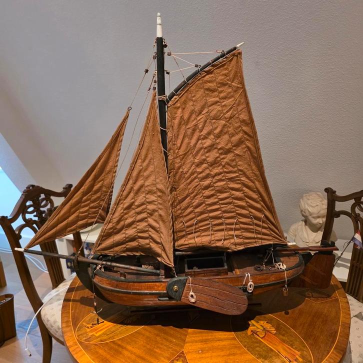 Antieke Modelbouw Boot - 100cm Lang, 80cm Hoog, Hobby en Vrije tijd, Modelbouw | Boten en Schepen, Gebruikt, Groter dan 1:32, Overige merken