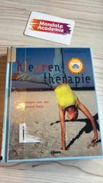 Kleurentherapie - Pauline Wills, Ophalen of Verzenden, Zo goed als nieuw, Boek of Gids