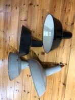 Stoere vintage geëmailleerd metalen hanglamp, Huis en Inrichting, Lampen | Hanglampen, Ophalen of Verzenden, Gebruikt, Minder dan 50 cm