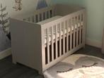 Ledikant / babybed 120x60 lichtgrijs, Ophalen, Gebruikt, Jongetje of Meisje