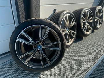 22 INCH BMW 747M X5 G05 X6 G06 X7 G07 beschikbaar voor biedingen