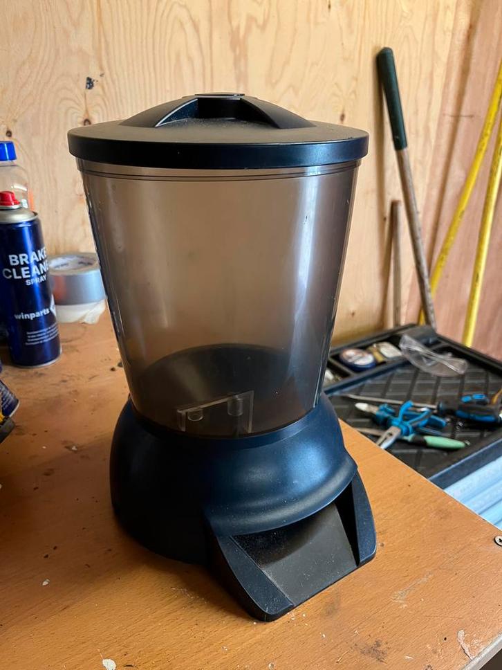 Aqua Forte fish-feeder, Dieren en Toebehoren, Vissen | Aquaria en Toebehoren, Zo goed als nieuw, Ophalen of Verzenden