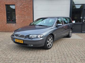 Volvo V70 2.4 140PK 2004 APK Juni 26 |baklager hoorbaar| beschikbaar voor biedingen