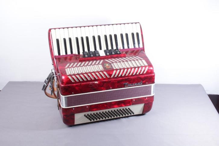 G018 Parrot Accordeon, Muziek en Instrumenten, Accordeons, Gebruikt, Toetsaccordeon, 80-bas, Overige merken, Met koffer, Met riemen