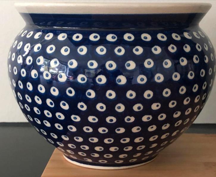 Mooie bloempot Boleslawiec Bunslau Castle., Huis en Inrichting, Woonaccessoires | Vazen, Zo goed als nieuw, Blauw, Minder dan 50 cm