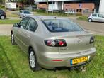 Mazda 3 1.6 S-VT Touring / Nieuw APK /, Auto's, Voorwielaandrijving, Gebruikt, 4 cilinders, Handgeschakeld