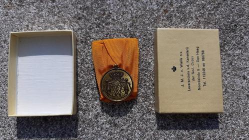 Medaille Marine 12 jaar trouwe dienst in brons in origineel, Verzamelen, Militaria | Algemeen, Marine, Lintje, Medaille of Wings