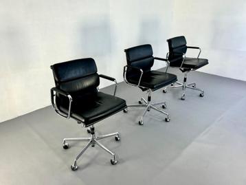Vitra EA 217 Eames  beschikbaar voor biedingen