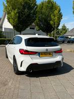 BMW 1-Serie 118i met BMW premium selection garantie!, Auto's, BMW, 65 €/maand, 15 km/l, Wit, Particulier