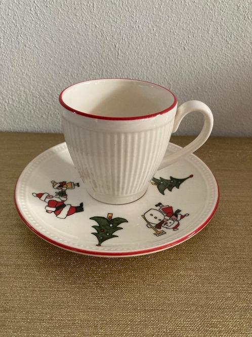 Kop & schotels Wedgwood Windsor Christmas meerdere stuks, Huis en Inrichting, Keuken | Servies, Nieuw, Kop(pen) en/of Schotel(s)