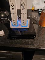 nintendo wii set /2 controllers/2 nunchucks/11 spellen/hdmi, Spelcomputers en Games, Ophalen of Verzenden, Zo goed als nieuw, Met 2 controllers