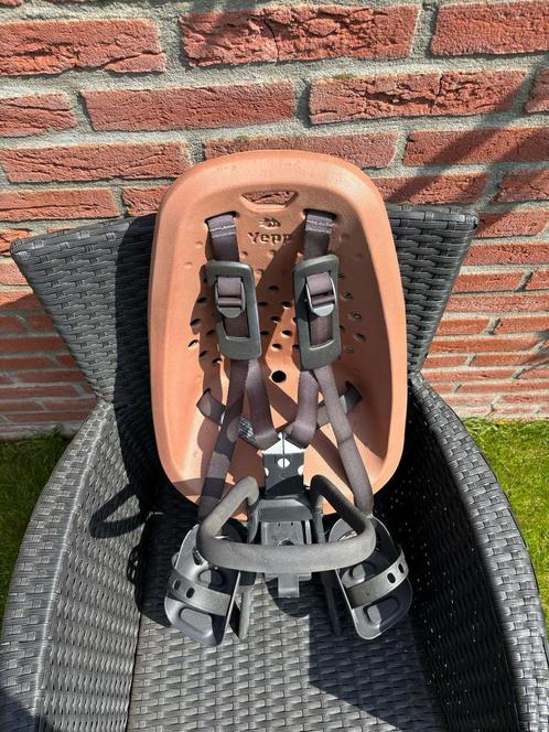Yepp mini voorzitje, fietsstoel, kinderzitje, Fietsen en Brommers, Fietsaccessoires | Fietsstoeltjes, Zo goed als nieuw, Voorzitje