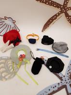 Barbie hoedjes, riemen en handschoentjes, Ophalen of Verzenden, Gebruikt, Pop