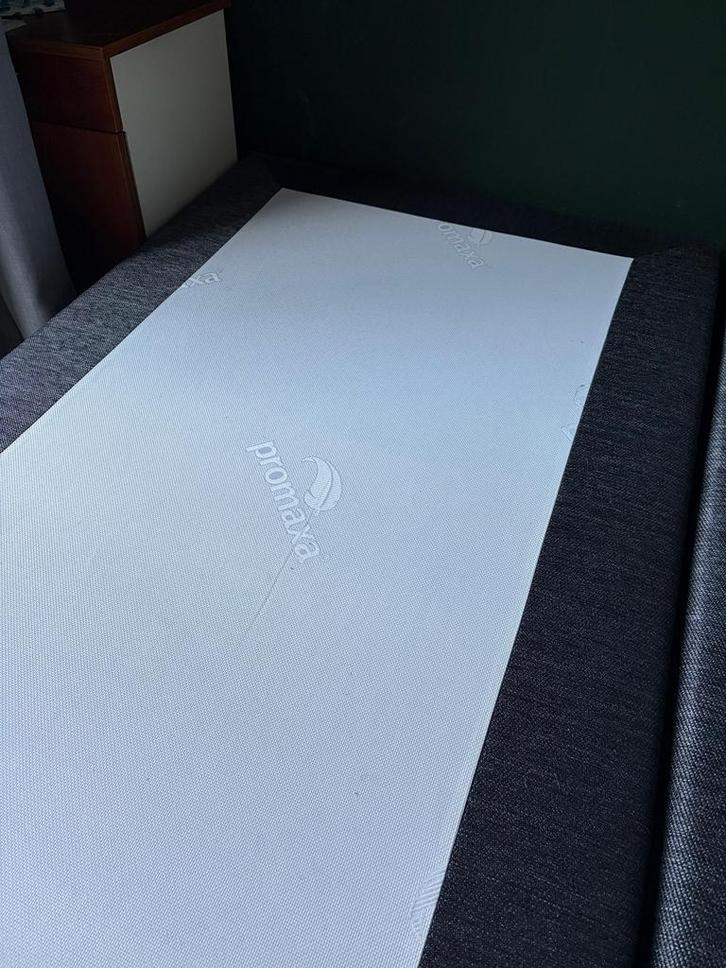 Nette boxspring 90x210 cm, Huis en Inrichting, Slaapkamer | Boxsprings, Zo goed als nieuw, Tweepersoons, Grijs, Ophalen of Verzenden