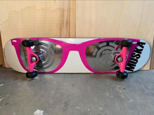 Element Muska Sunglasses skateboard compleet, Sport en Fitness, Skateboarden, Skateboard, Ophalen of Verzenden