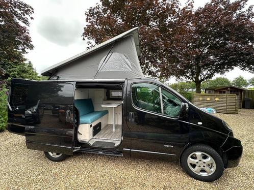 Renault Trafic buscamper met hefdak en professionele inbouw, Caravans en Kamperen, Campers, Particulier, tot en met 2, Buscamper of Camperbus