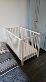Wit ledikantje, Kinderen en Baby's, Babywiegjes en Ledikanten, Ophalen, Zo goed als nieuw, Ledikant