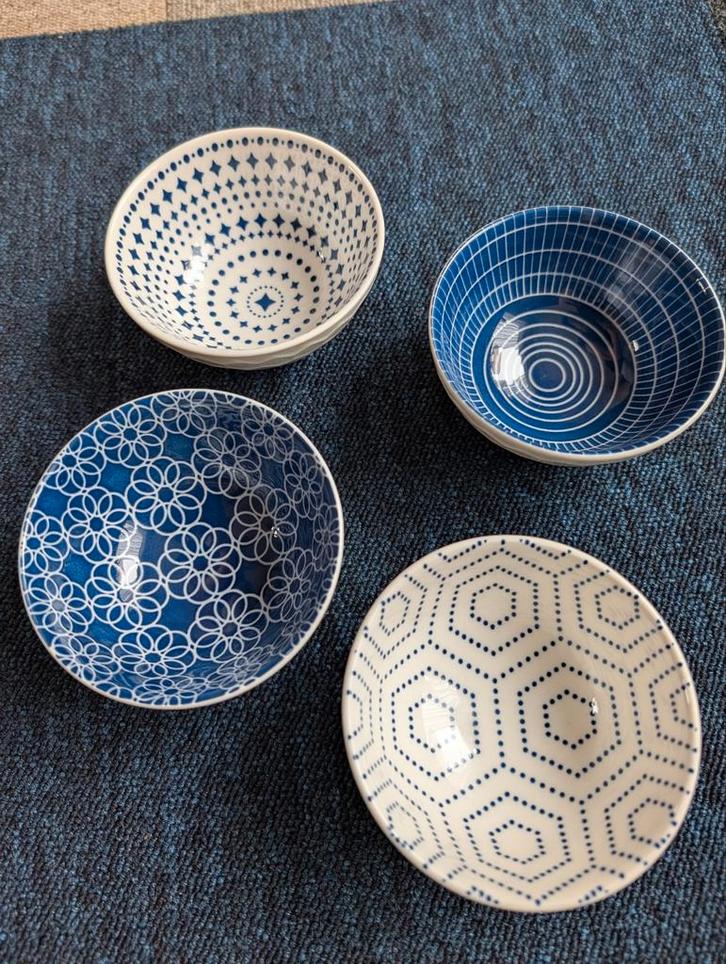 Blauw-Witte Kommetjes Set (4) - Geometrisch Design, Huis en Inrichting, Keuken | Servies, Ophalen
