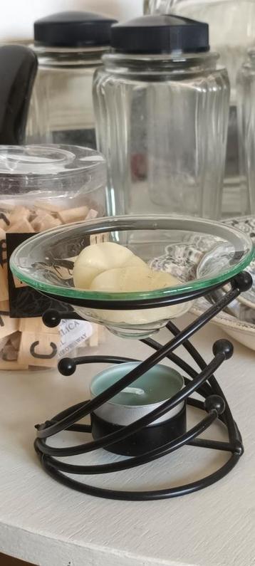 Moderne zwarte waxinehouder + waxschoteltje ( 2x gratis ) beschikbaar voor biedingen