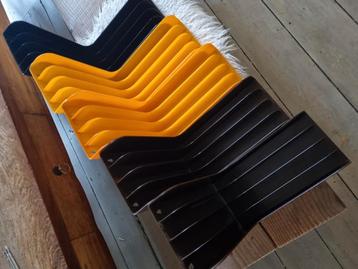 Platenhouders 5 stuks beschikbaar voor biedingen