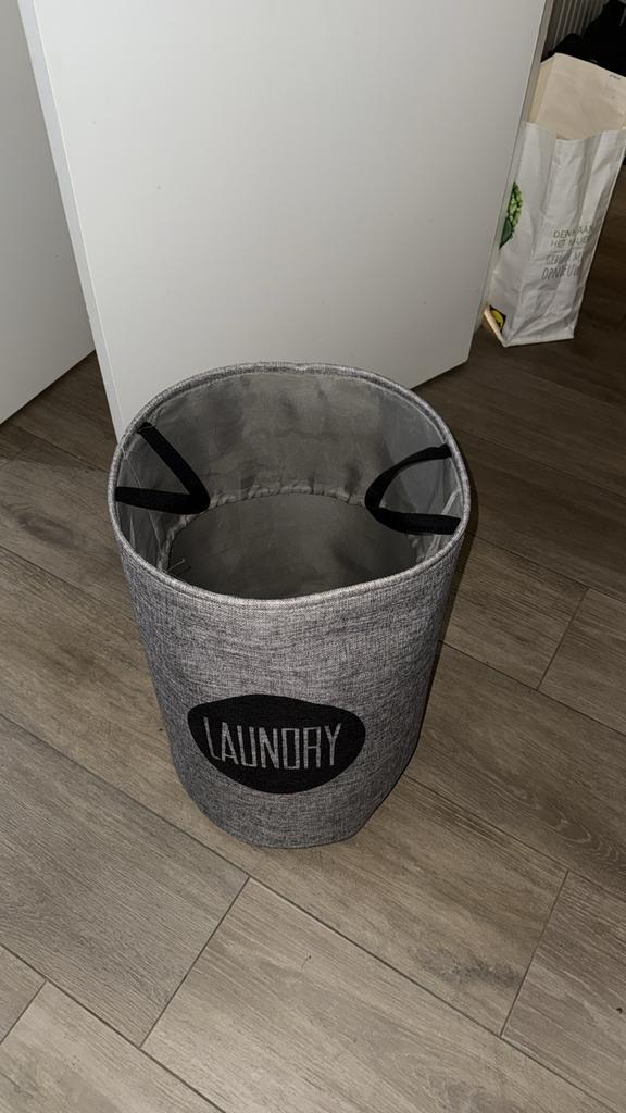 Grijze wasmand met 'Laundry' tekst, Ophalen of Verzenden, Zo goed als nieuw