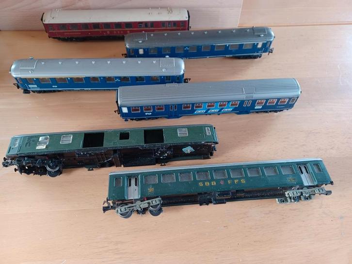 Diverse verzameling modeltreinwagons, Hobby en Vrije tijd, Modeltreinen | N-Spoor, Gebruikt, Wagon, Gelijkstroom of Wisselstroom