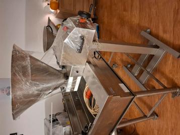 Oliebollen doseermachine  beschikbaar voor biedingen