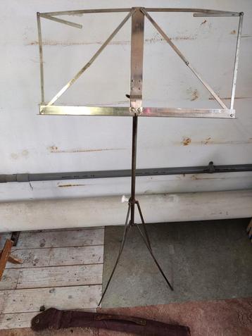 bladmuziekstandaard kindermaatje beschikbaar voor biedingen