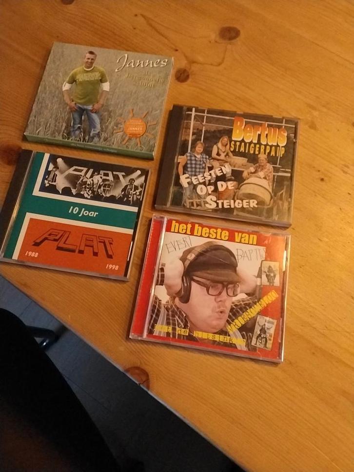 Nederlandstalige cd s, dialect uit Groningen,Drenthe,limburg, Cd's en Dvd's, Cd's | Nederlandstalig, Zo goed als nieuw, Levenslied of Smartlap