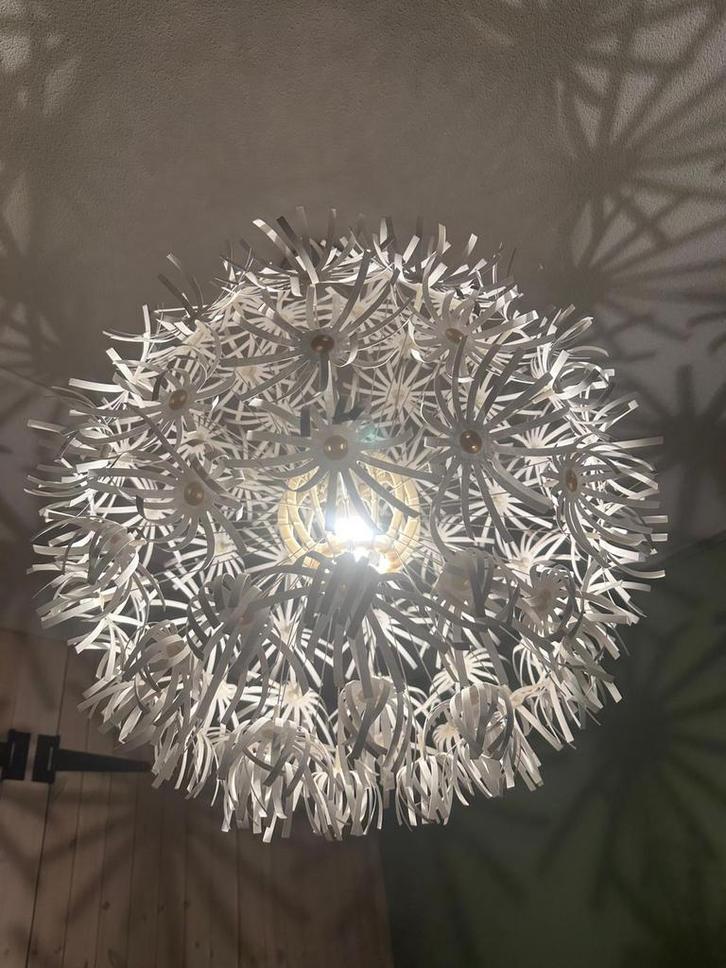 Maskros ikea hanglamp, Huis en Inrichting, Lampen | Plafondlampen, Zo goed als nieuw, Ophalen