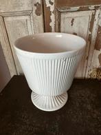 Retro/vintage bloempot op voet, Ophalen of Verzenden