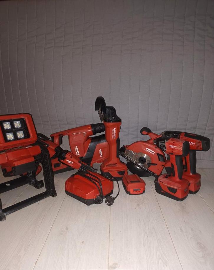 Hilti set, Doe-het-zelf en Verbouw, Gereedschap | Overige machines, Gebruikt, Ophalen of Verzenden