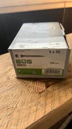 Hardhout vlonderschroeven 5 x 50 doos a 200st € 20/doos, Ophalen, Schroeven, Nieuw, Minder dan 50 mm