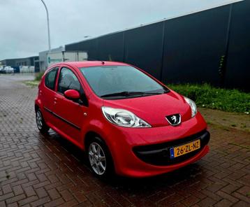 Peugeot 107 1.0 12V 5DR 2008 Rood beschikbaar voor biedingen
