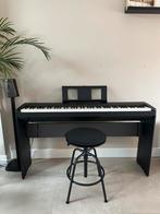 Yamaha p-45 digitale piano met kruk, koptelefoon en pedaal, Muziek en Instrumenten, Ophalen, Zo goed als nieuw, Zwart