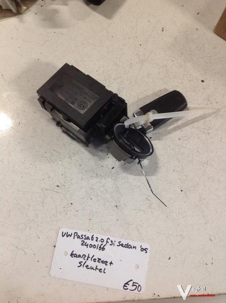 Vw Passat 2.0 fsi 2005 Wagennr 2400166 Kaartlezerslot met sl, Auto-onderdelen, Carrosserie en Plaatwerk, Gebruikt, Ophalen of Verzenden